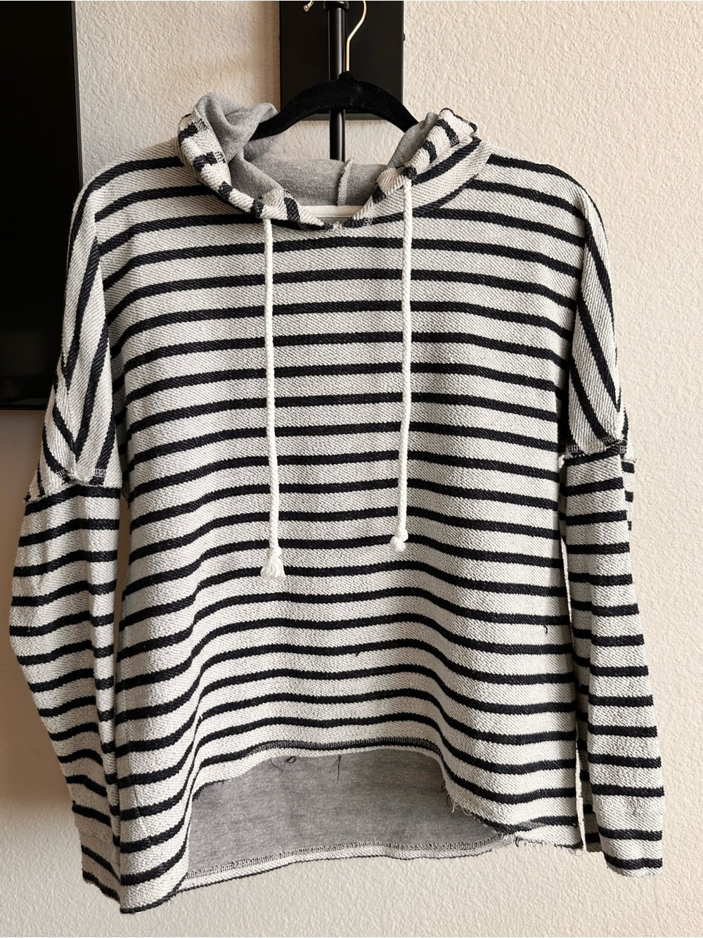 O’Neill women’s sweatshirt. Size medium.